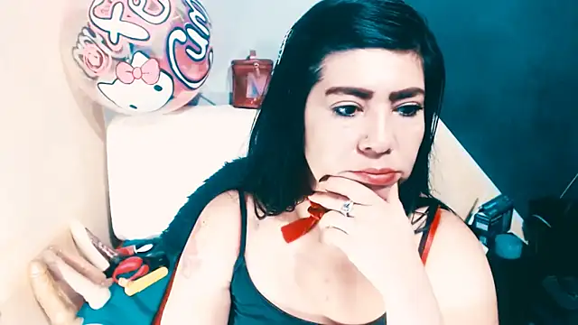 luisahott online show from April 23, 4:08 pm