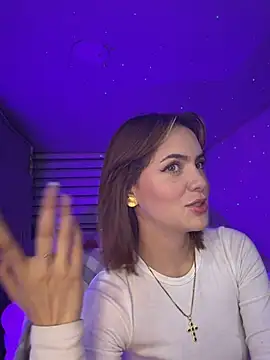 Lorraine Leon online show from February 10, 3:38 am