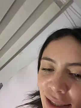 Lorraine Leon online show from February 28, 3:48 am