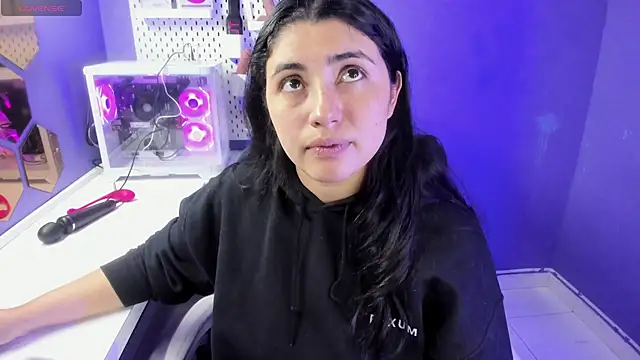 Danna 777  online show from December 3, 12:33 am