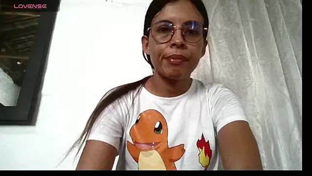 Snapshot of stefany_sexxx chatting on March 2, 4:47 pm stefany sexxx online show from March 2, 4:47 pm