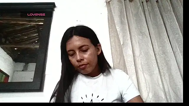 Snapshot of stefany_sexxx chatting on March 17, 5:16 pm stefany sexxx online show from March 17, 5:16 pm