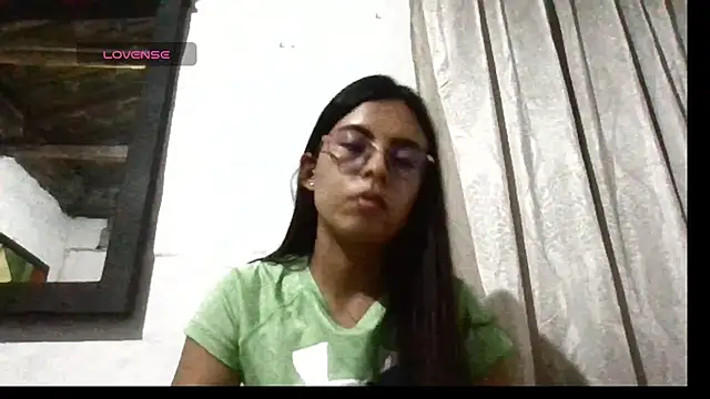 Snapshot of stefany_sexxx chatting on March 16, 12:12 am stefany sexxx online show from March 16, 12:12 am