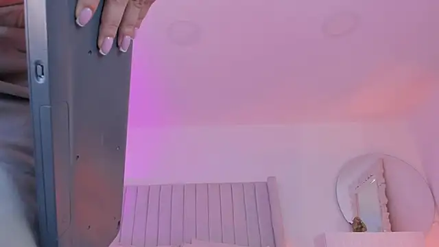 Shelynna azzul online show from November 20, 8:09 pm