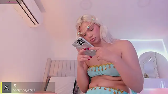 Shelynna azzul online show from October 28, 8:41 pm