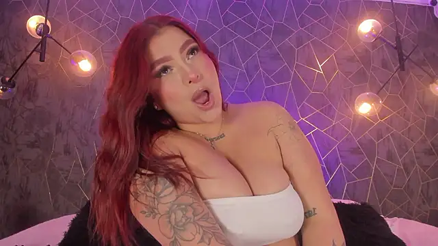 Snapshot of dawa_angels chatting on February 3, 6:40 am dawa angels online show from February 3, 6:40 am