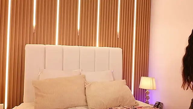 Tifanny Sweett online show from March 12, 8:46 pm