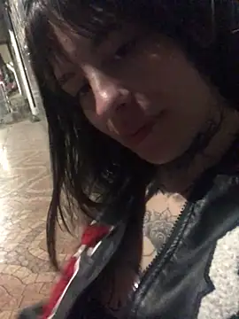 Tifanny Sweett online show from April 2, 4:30 am