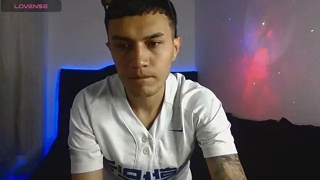 Tifanny Sweett online show from February 26, 1:27 am