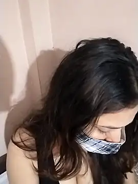 PRINCESS ZANNAT online show from April 15, 5:17 pm