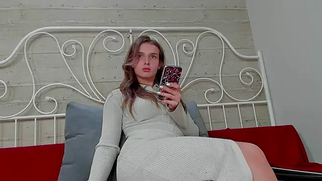 Snapshot of Whitney_Svonn chatting on March 4, 4:38 am Whitney Svonn online show from March 4, 4:38 am