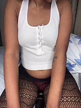 Ravishing Rubi online show from April 4, 7:09 pm