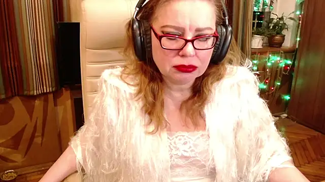 Miss Tress online show from January 6, 11:09 pm