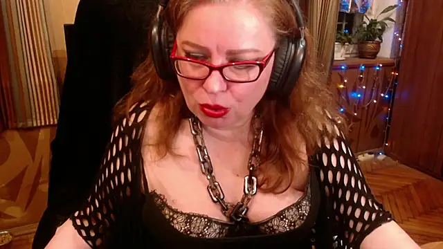 Miss Tress online show from September 13, 6:19 pm