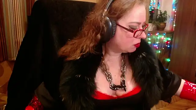 Miss Tress online show from October 17, 6:43 pm