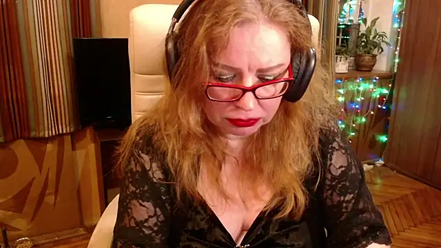 Miss Tress online show from November 27, 9:26 pm