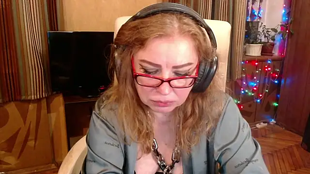 Miss Tress online show from July 4, 9:41 pm