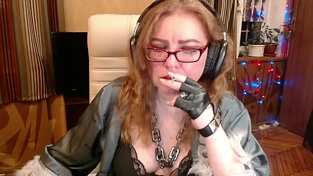 Miss Tress online show from June 30, 11:38 pm