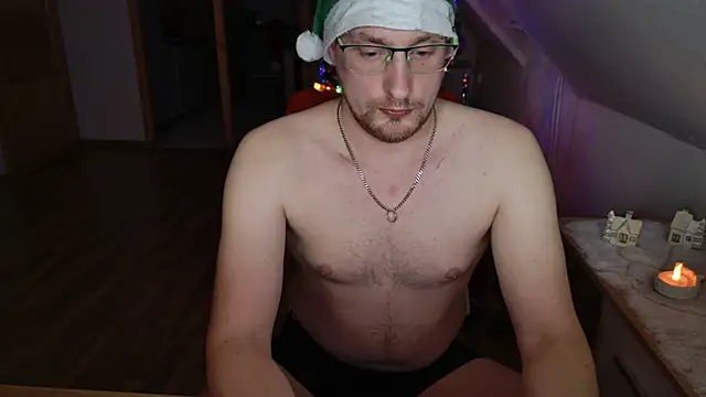 Snapshot of Relsxboy chatting on December 26, 8:21 pm Relsxboy online show from December 26, 8:21 pm