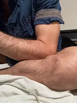 Snapshot of TweakyDude chatting on February 7, 3:03 am TweakyDude online show from February 7, 3:03 am