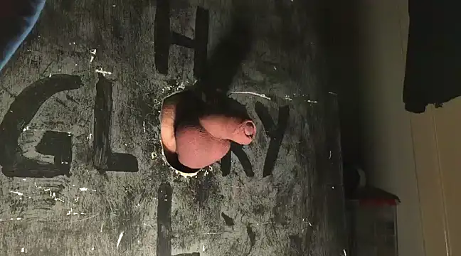 TweakyDude online show from February 20, 11:43 pm