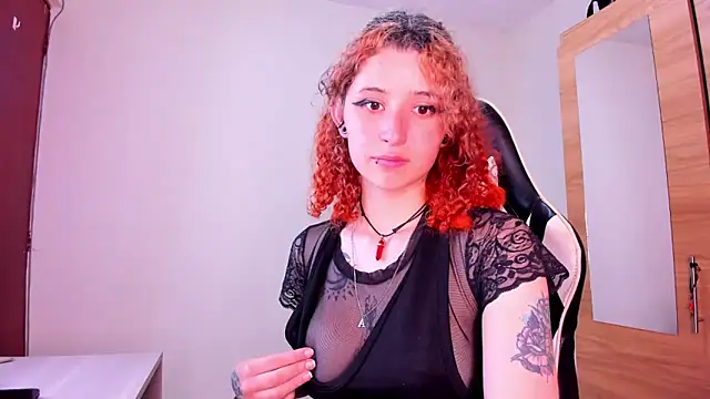 Snapshot of valent_27 chatting on September 25, 4:29 am valent 27 online show from September 25, 4:29 am