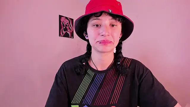 valent 27 online show from November 30, 5:25 pm