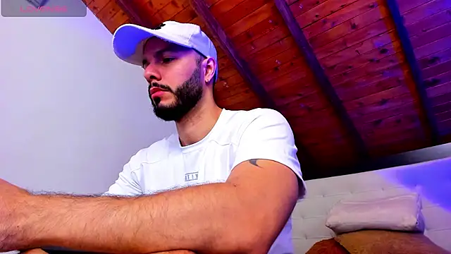 Snapshot of Tom_Bailey chatting on February 3, 12:43 pm Tom Bailey online show from February 3, 12:43 pm