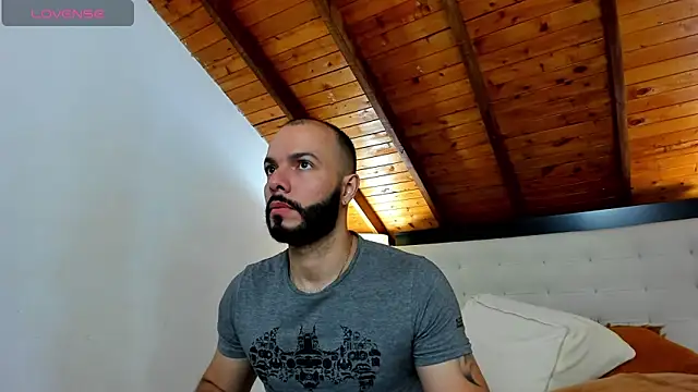 Tom Bailey online show from October 4, 12:50 pm