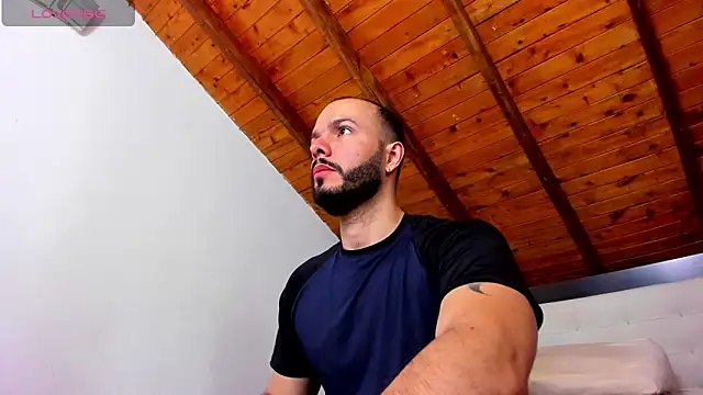 Snapshot of Tom_Bailey chatting on February 17, 12:46 pm Tom Bailey online show from February 17, 12:46 pm