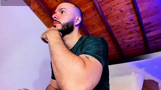 Snapshot of Tom_Bailey chatting on January 6, 12:42 pm Tom Bailey online show from January 6, 12:42 pm