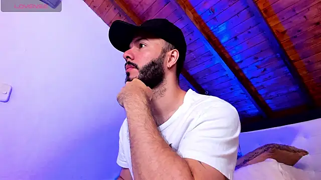 Tom Bailey online show from April 12, 1:25 pm