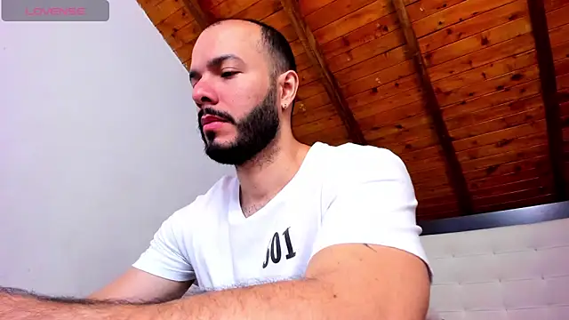 Snapshot of Tom_Bailey chatting on February 22, 1:02 pm Tom Bailey online show from February 22, 1:02 pm