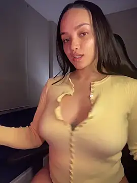 MisFrekcles  online show from March 25, 10:36 am