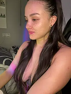 MisFrekcles  online show from February 12, 10:26 am