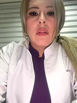 ALONDRAMILF online show from December 20, 1:30 am