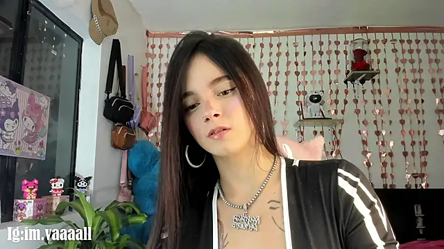 Snapshot of lucyy_tay chatting on October 11, 8:54 pm lucyy tay online show from October 11, 8:54 pm