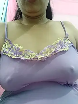 Snapshot of Lanyingxin18 chatting on September 13, 1:27 am Lanyingxin18 online show from September 13, 1:27 am
