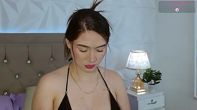 Gwen drew online show from March 4, 12:57 pm