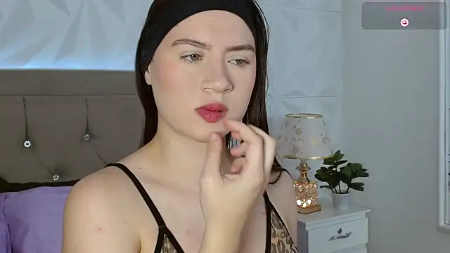 Gwen drew online show from October 28, 12:59 pm