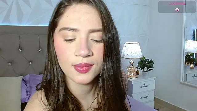 Gwen drew online show from March 14, 1:28 pm