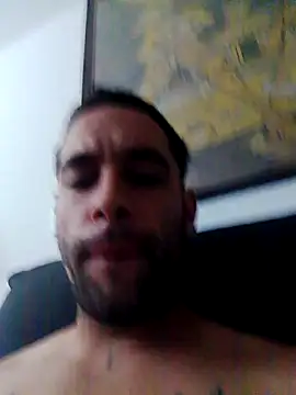 bearguy998 online show from September 22, 12:38 am