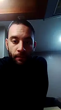 bearguy998 online show from February 24, 5:42 pm