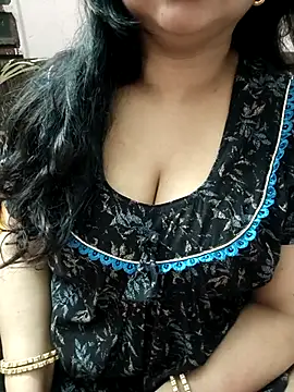 cuteyqueen online show from March 11, 6:57 pm