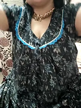 cuteyqueen online show from March 14, 11:49 am