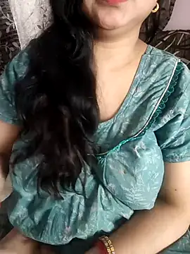 cuteyqueen online show from March 22, 6:37 am