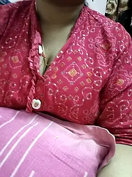 Snapshot of cuteyqueen chatting on February 26, 1:11 pm cuteyqueen online show from February 26, 1:11 pm