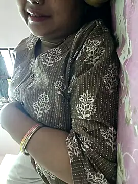 Snapshot of cuteyqueen chatting on October 5, 10:06 am cuteyqueen online show from October 5, 10:06 am