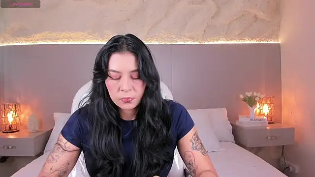 Snapshot of JessyEvans chatting on May 11, 7:22 pm JessyEvans online show from May 11, 7:22 pm