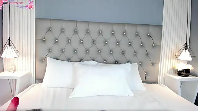 JessyEvans online show from September 27, 5:41 pm